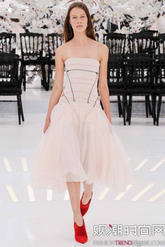 Christian Dior 2014ﶬʱװܸ߶㳡ͼƬ