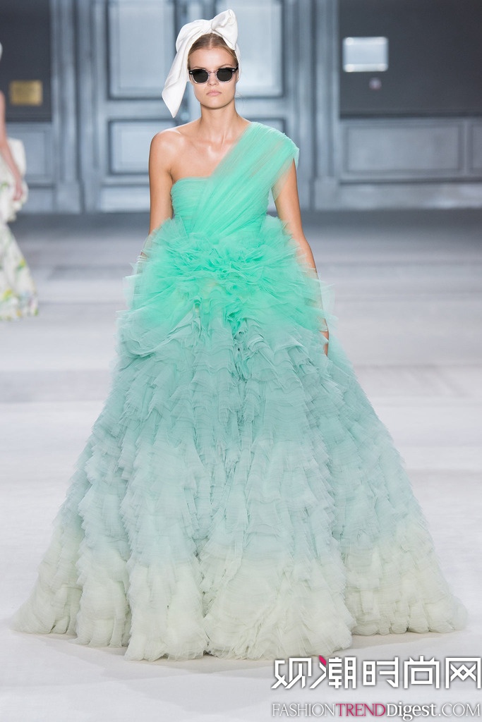 Giambattista Valli 2014ﶬʱװܸ߶㳡ͼƬ