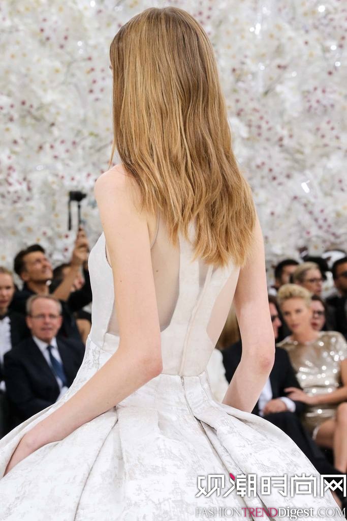 Christian Dior 2014ﶬʱװܸ߶㳡ͼƬ