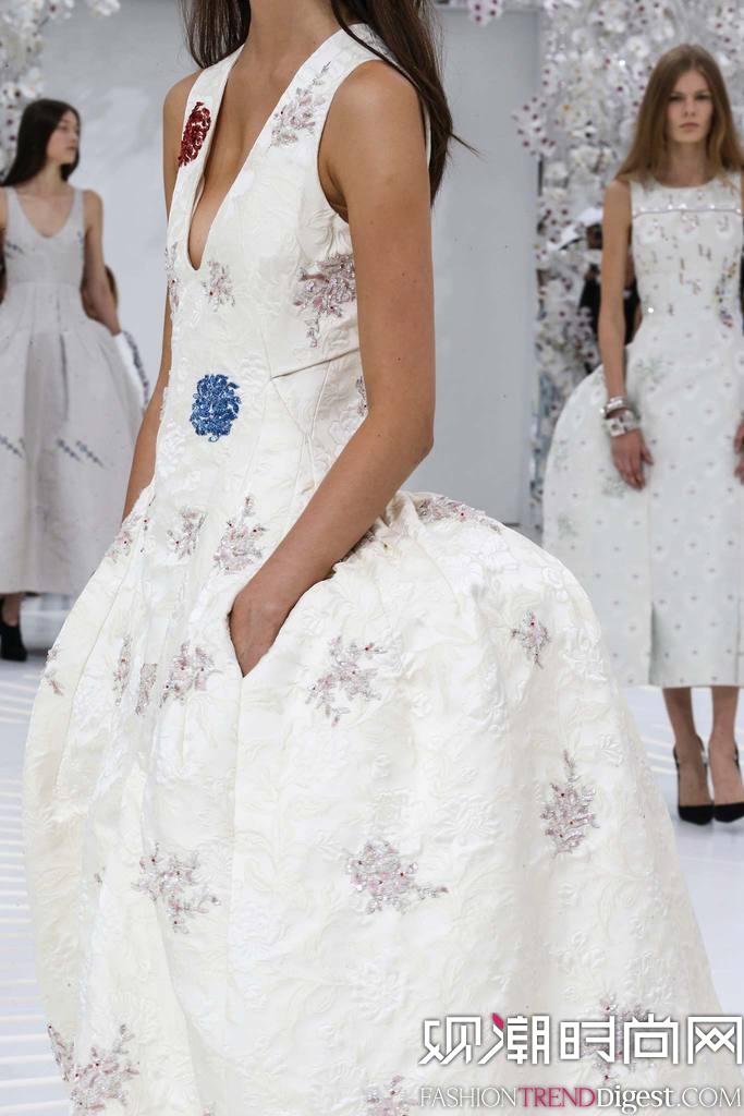 Christian Dior 2014ﶬʱװܸ߶㳡ͼƬ