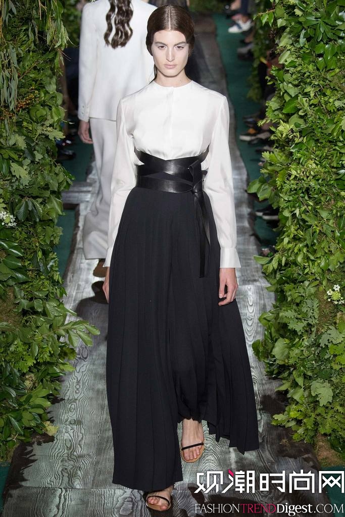 Valentino 2014ﶬʱװܸ߶㳡ͼƬ