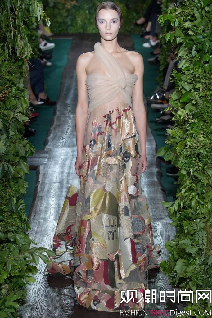 Valentino 2014ﶬʱװܸ߶㳡ͼƬ