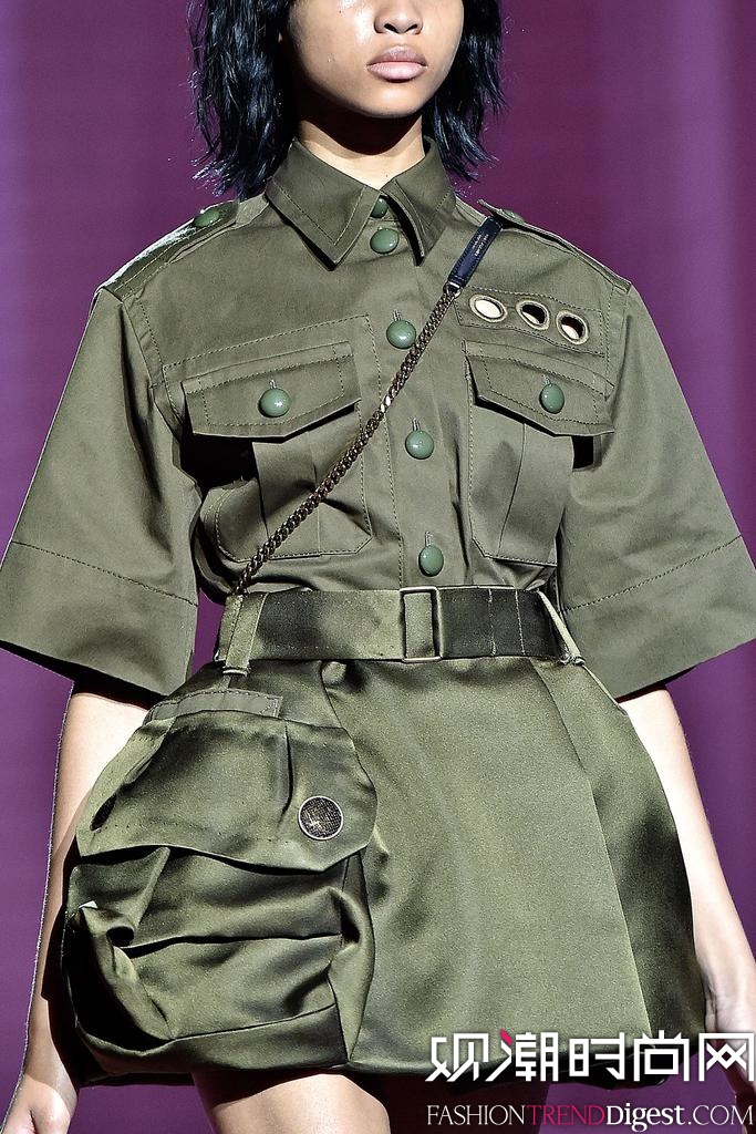 Marc Jacobs 2015ļ~sr(sh)b(chng)DƬ