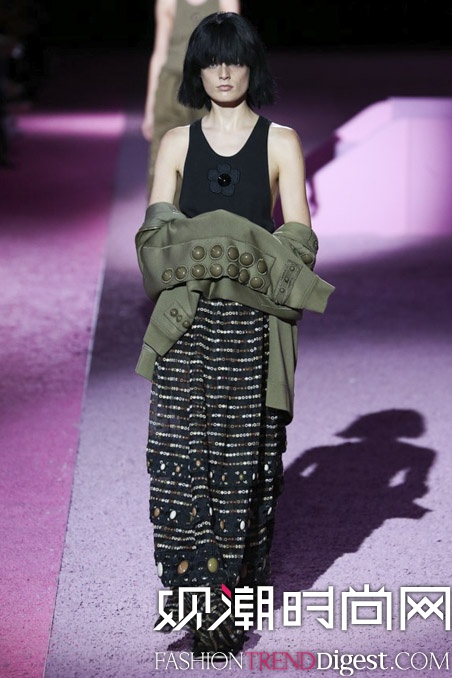 Marc Jacobs 2015����ŦԼʱװ���㳡����ͼƬ