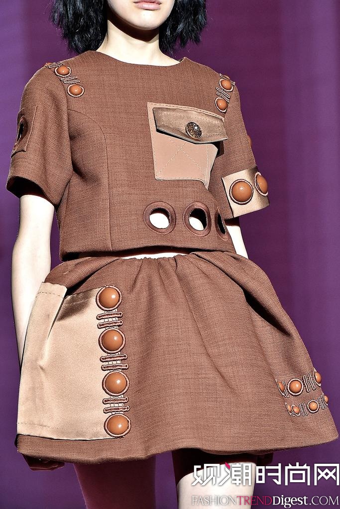 Marc Jacobs 2015����ŦԼʱװ���㳡����ͼƬ