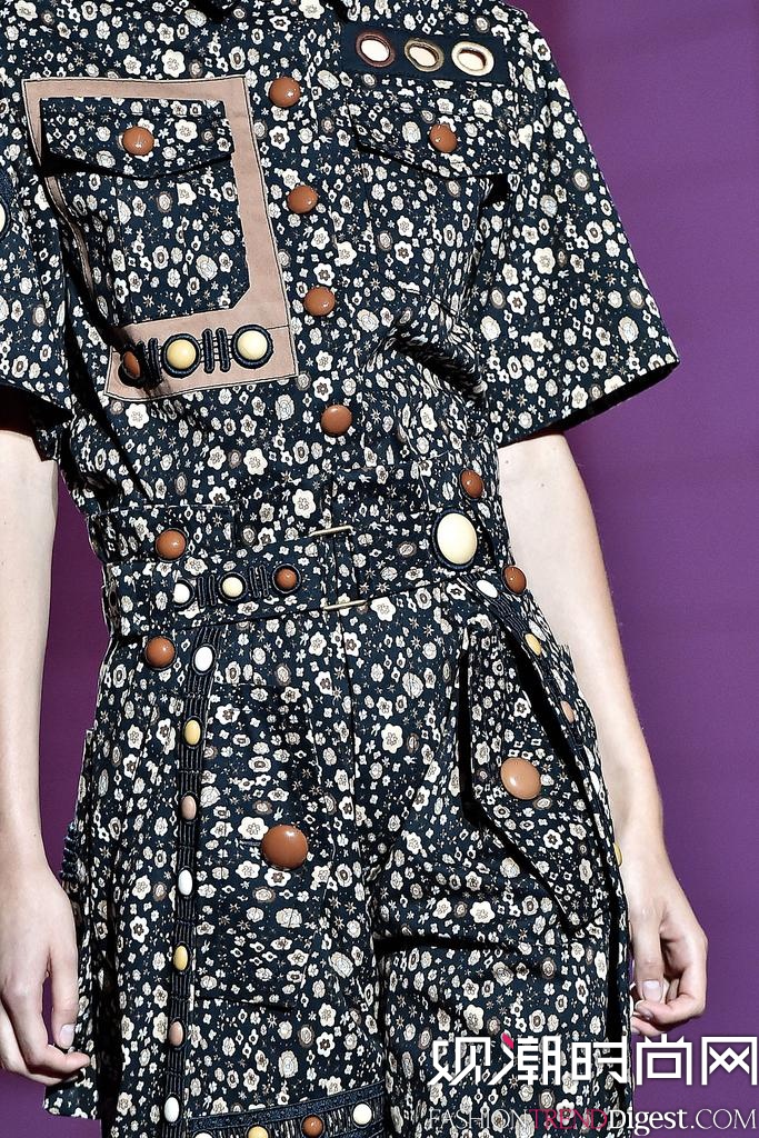 Marc Jacobs 2015����ŦԼʱװ���㳡����ͼƬ