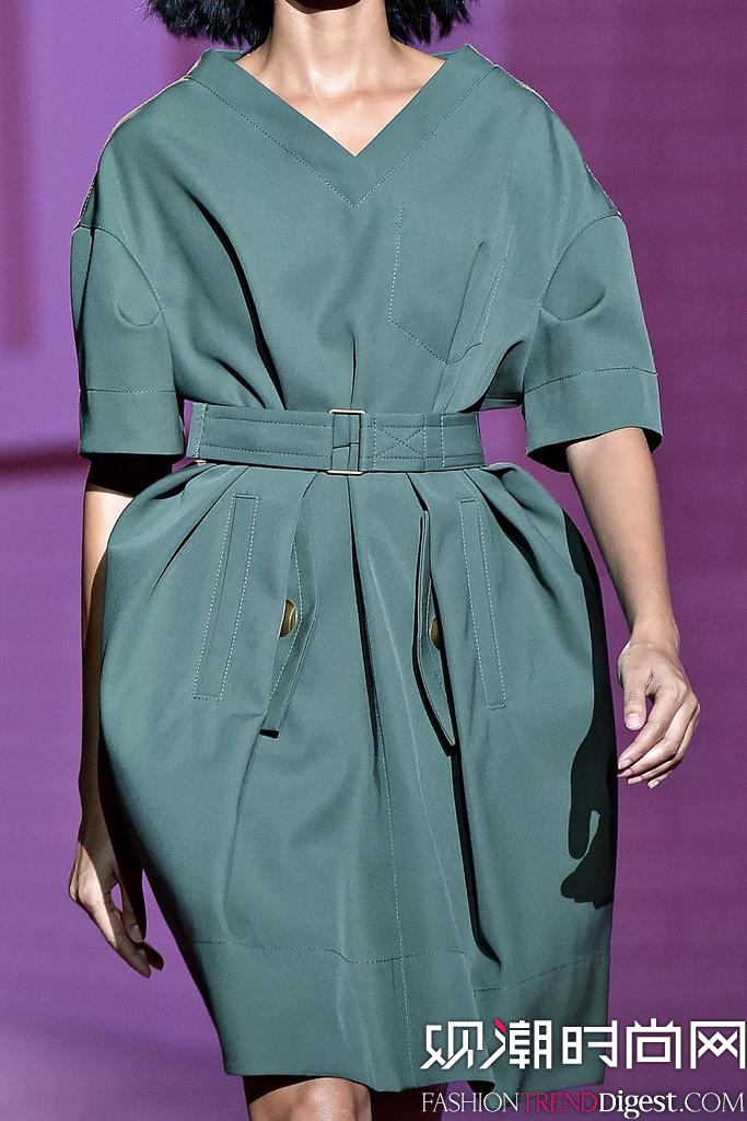 Marc Jacobs 2015����ŦԼʱװ���㳡����ͼƬ