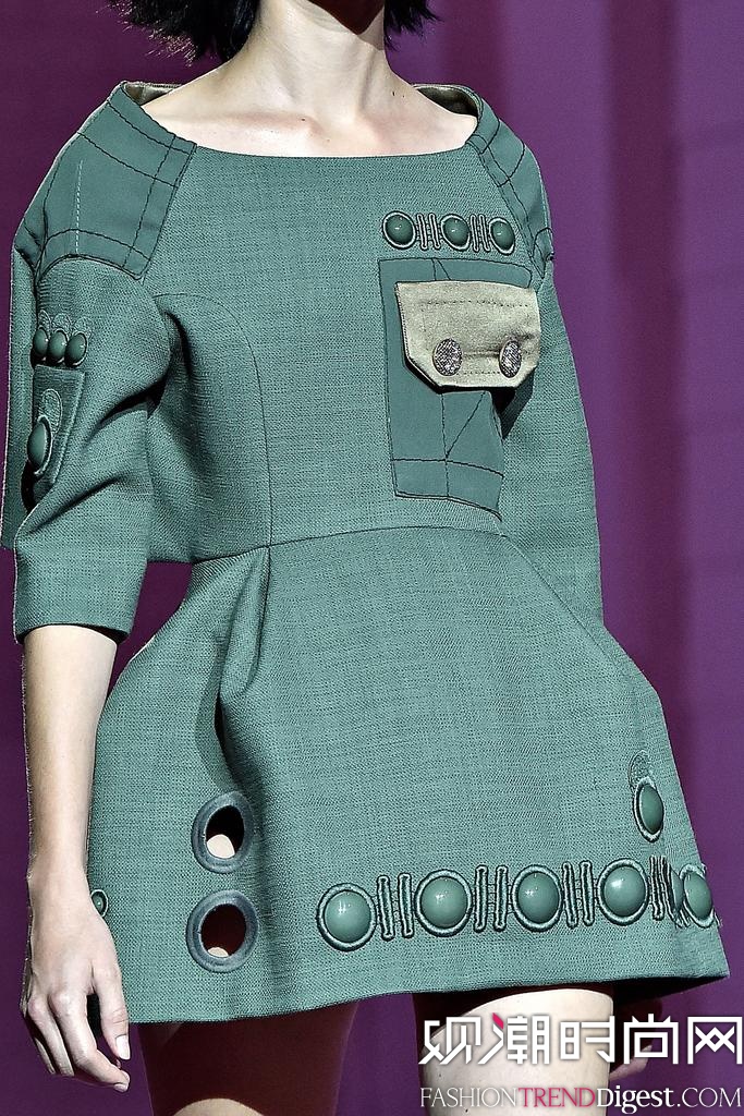 Marc Jacobs 2015����ŦԼʱװ���㳡����ͼƬ