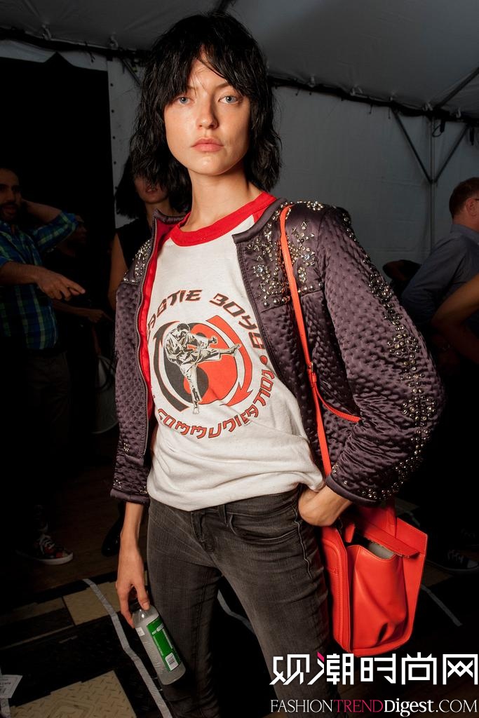 Marc Jacobs 2015����ŦԼʱװ���㳡����ͼƬ