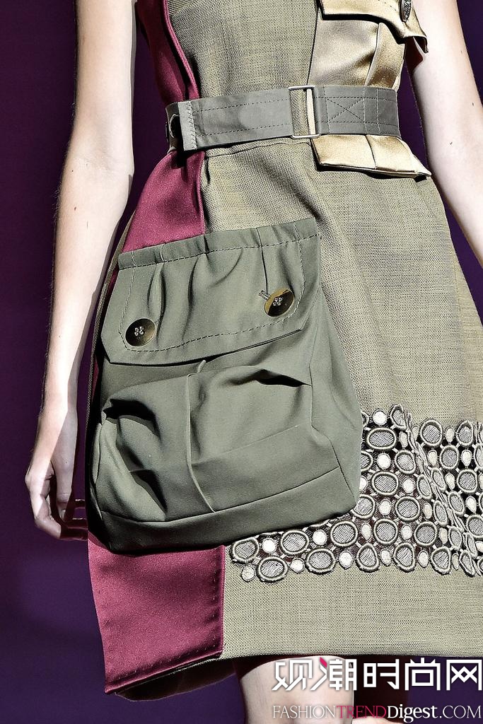 Marc Jacobs 2015����ŦԼʱװ���㳡����ͼƬ