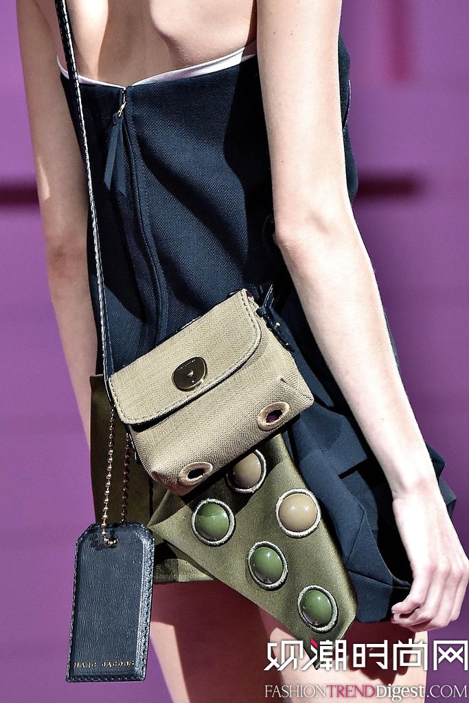Marc Jacobs 2015����ŦԼʱװ���㳡����ͼƬ