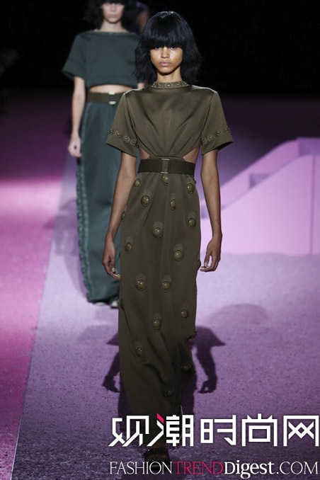 Marc Jacobs 2015����ŦԼʱװ���㳡����ͼƬ