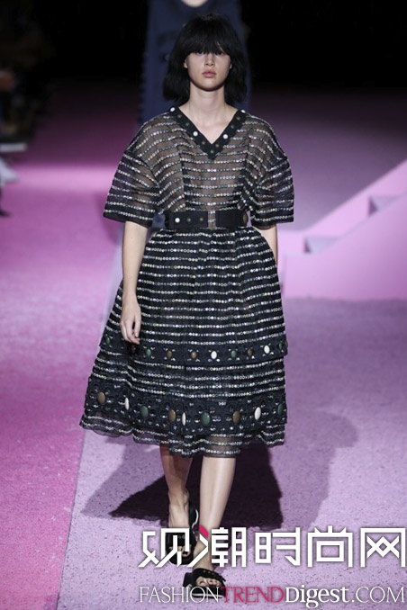 Marc Jacobs 2015����ŦԼʱװ���㳡����ͼƬ