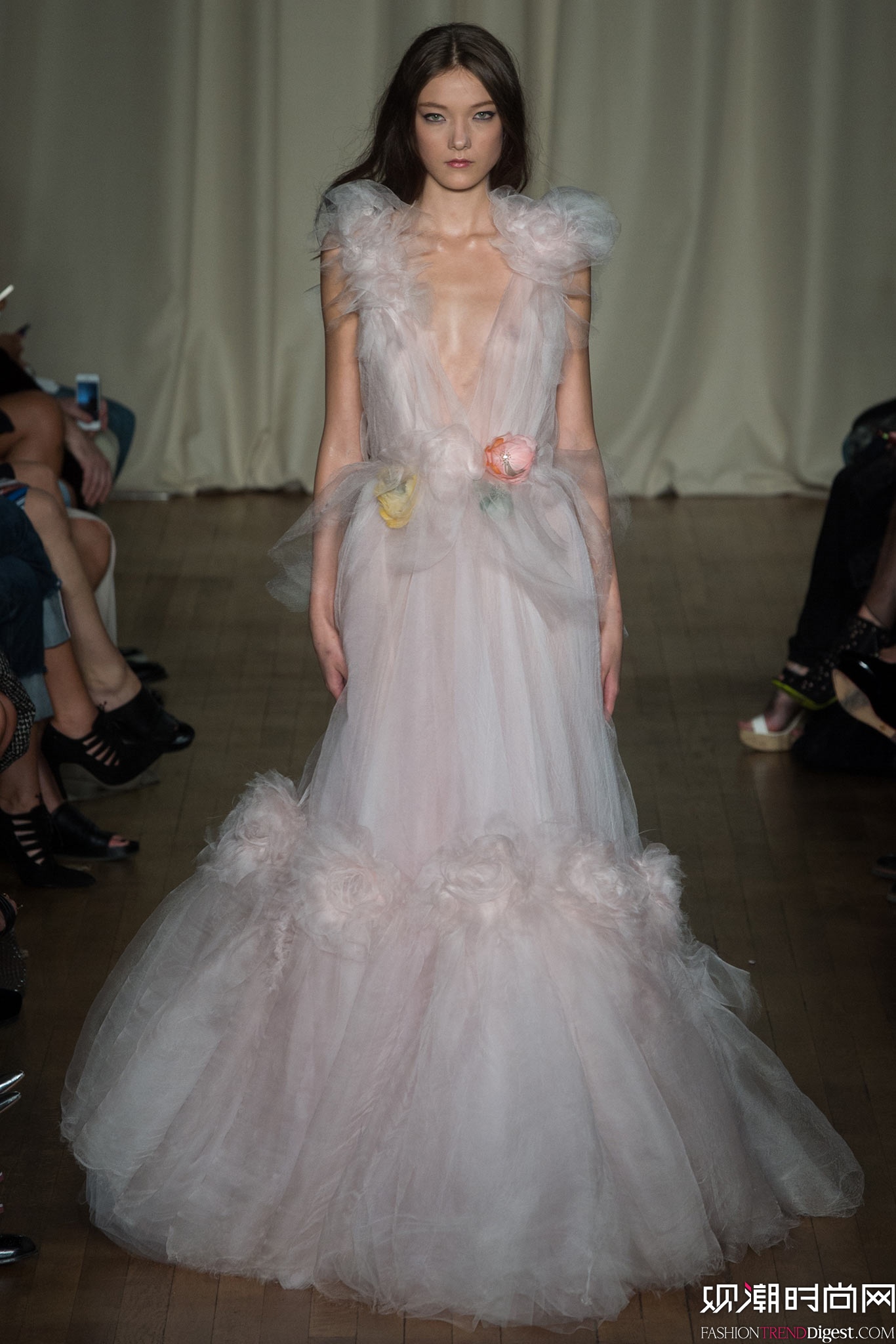 Marchesa 2015׶ʱװ㳡ͼƬ