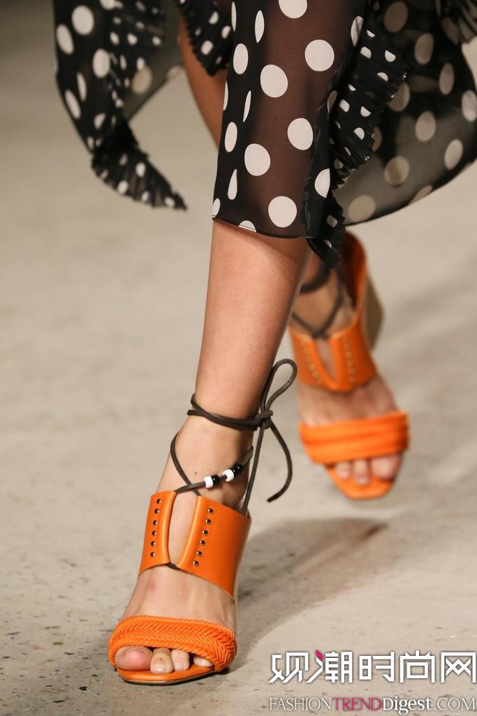 Thakoon 2015ļ~srbDƬ