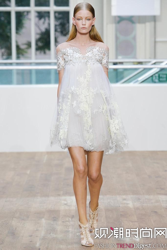 Julien Macdonald 2015׶ʱװ㳡ͼƬ