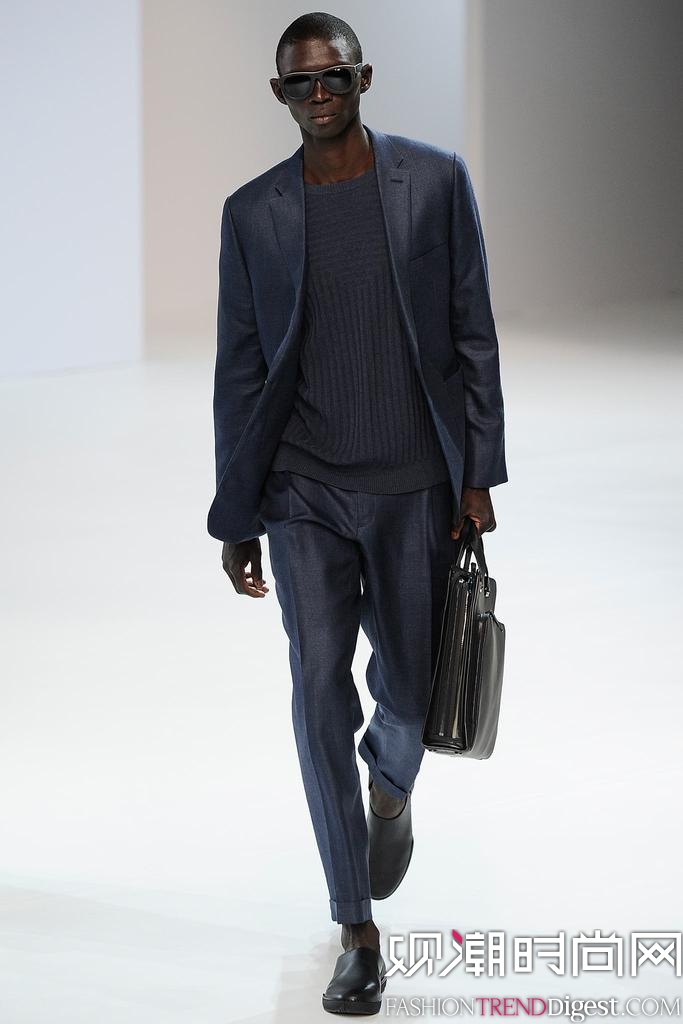 Porsche Design 2015ļ~sr(sh)b(chng)DƬ