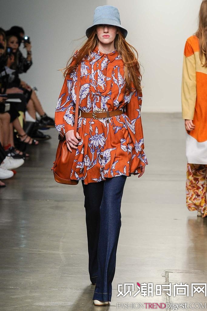 Karen Walker 2015ŦԼʱװ㳡ͼƬ