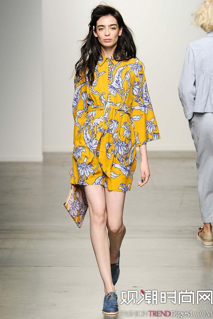 Karen Walker 2015ŦԼʱװ㳡ͼƬ