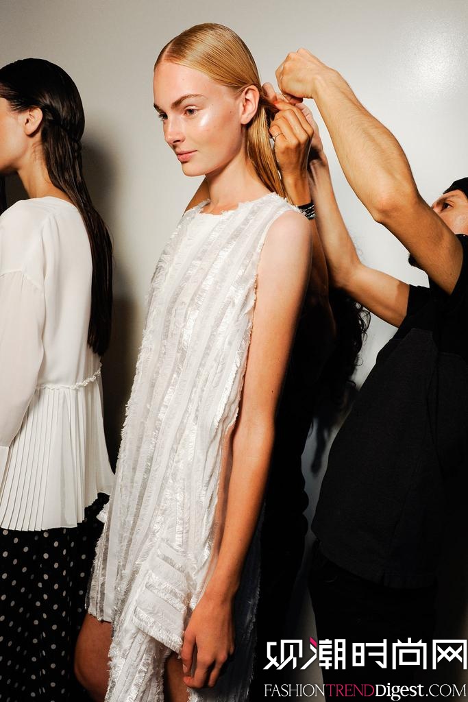 Thakoon 2015ļ~srbDƬ