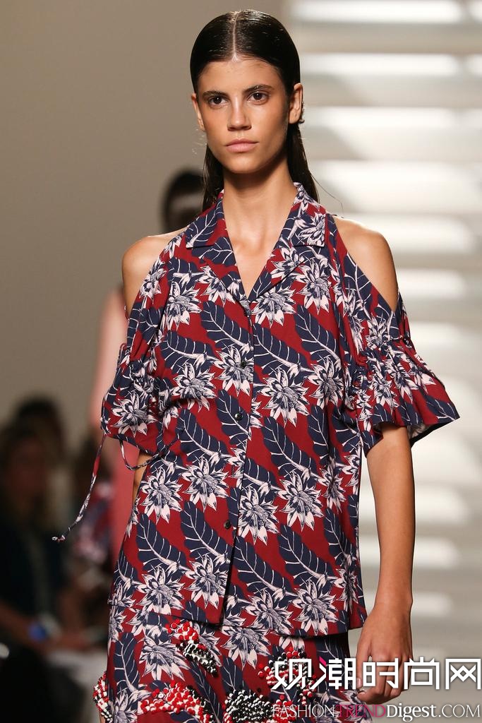 Thakoon 2015ļ~sr(sh)b(chng)DƬ