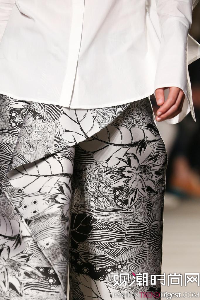 Thakoon 2015ļ~srbDƬ