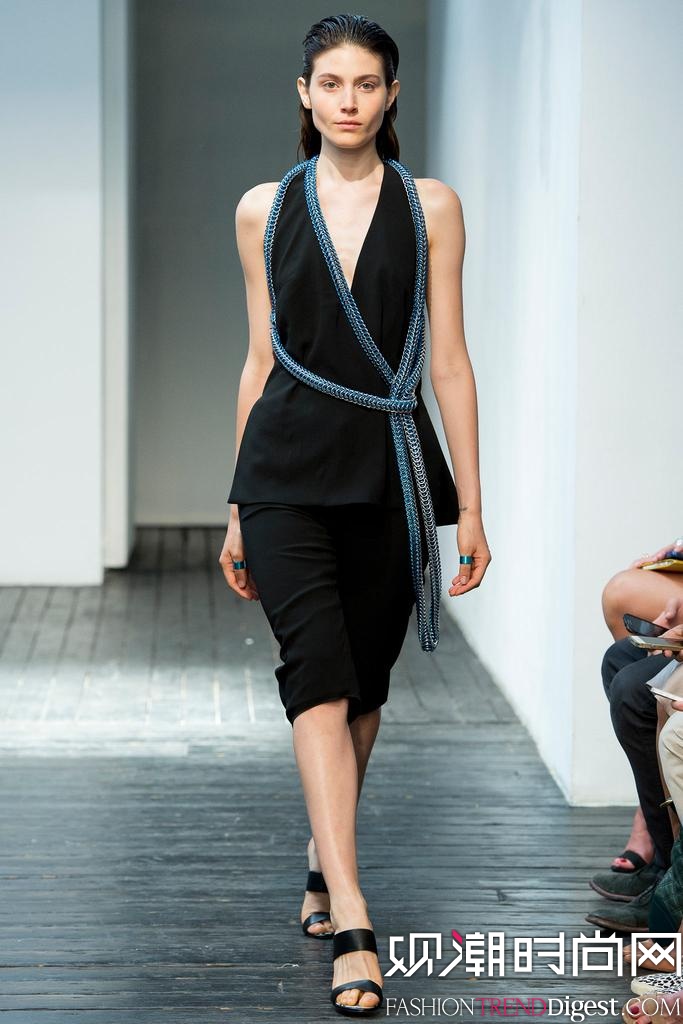 Dion Lee 2015ļ~sr(sh)b(chng)DƬ