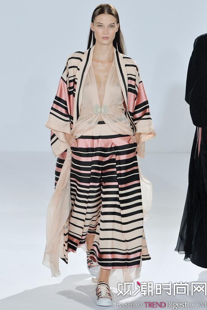 Temperley London 2015ĂؕrbDƬ