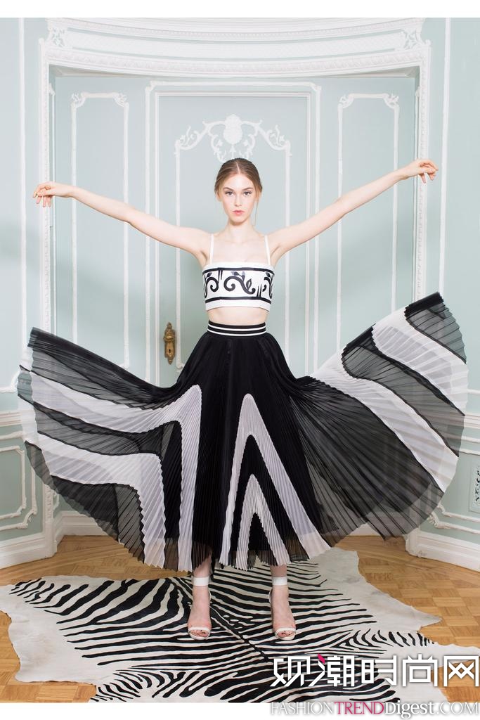 Alice + Olivia 2015ŦԼʱװ㳡ͼƬ