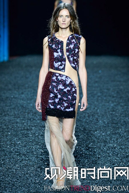 Mary Katrantzou 2015׶ʱװ㳡ͼƬ