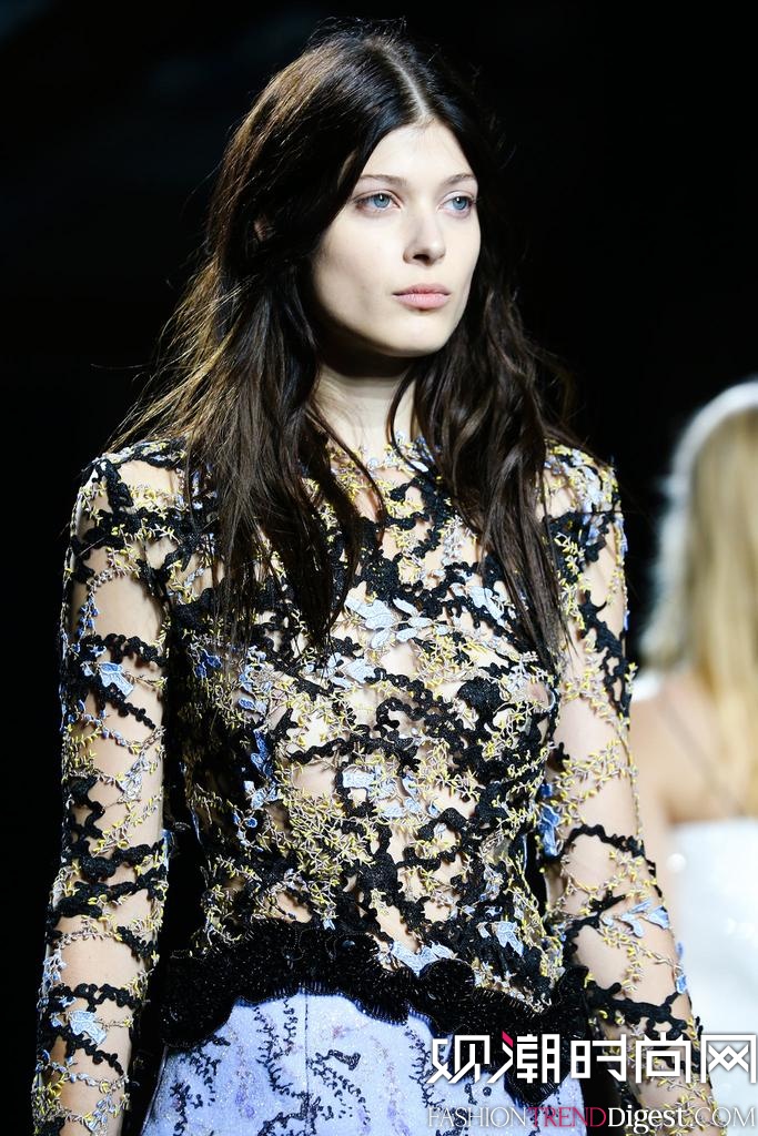 Mary Katrantzou 2015׶ʱװ㳡ͼƬ