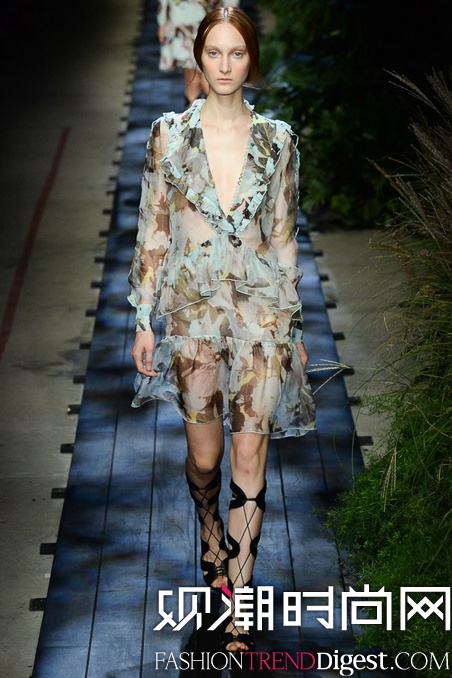 Erdem 2015׶ʱװ㳡ͼƬ