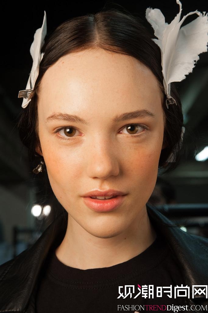 Erdem 2015ĂؕrbDƬ