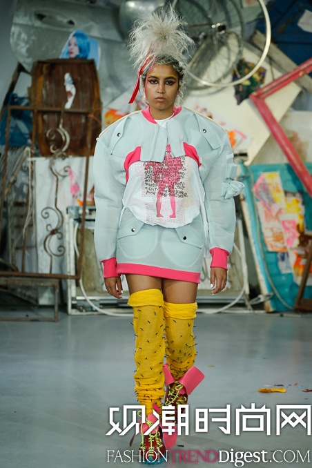 Meadham Kirchhoff 2015ĂؕrbDƬ