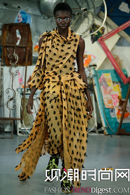 Meadham Kirchhoff 2015ĂؕrbDƬ