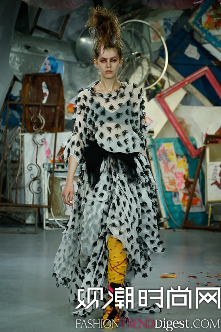 Meadham Kirchhoff 2015ĂؕrbDƬ