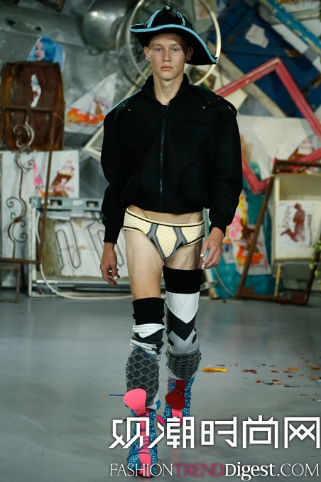 Meadham Kirchhoff 2015ĂؕrbDƬ