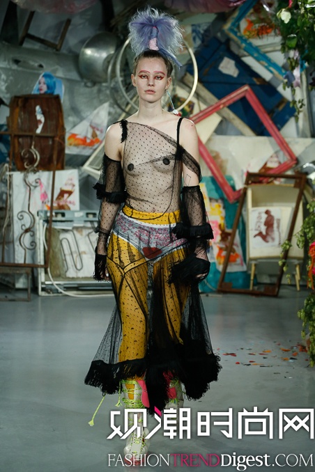 Meadham Kirchhoff 2015Ăؕr(sh)b(chng)DƬ