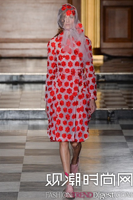 Simone Rocha 2015׶ʱװ㳡ͼƬ