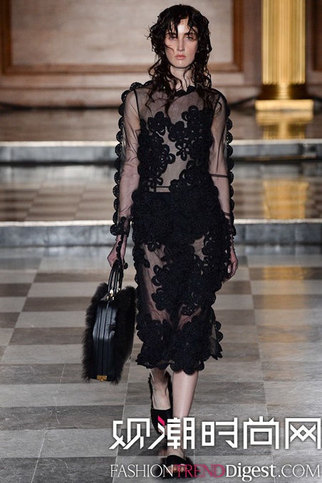 Simone Rocha 2015׶ʱװ㳡ͼƬ