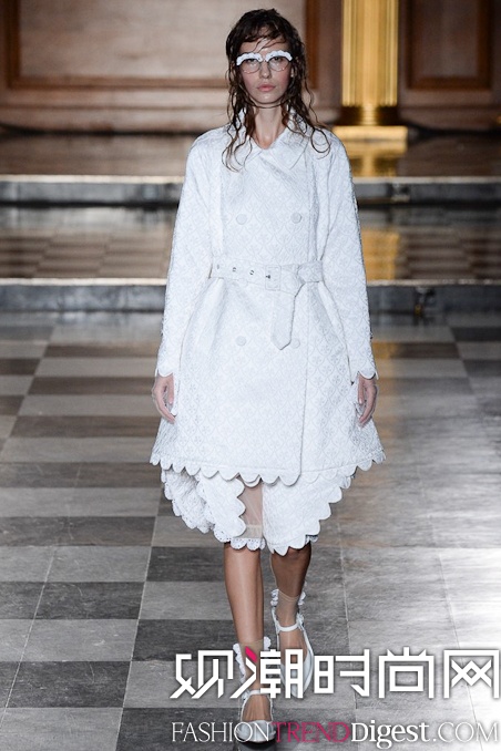 Simone Rocha 2015׶ʱװ㳡ͼƬ