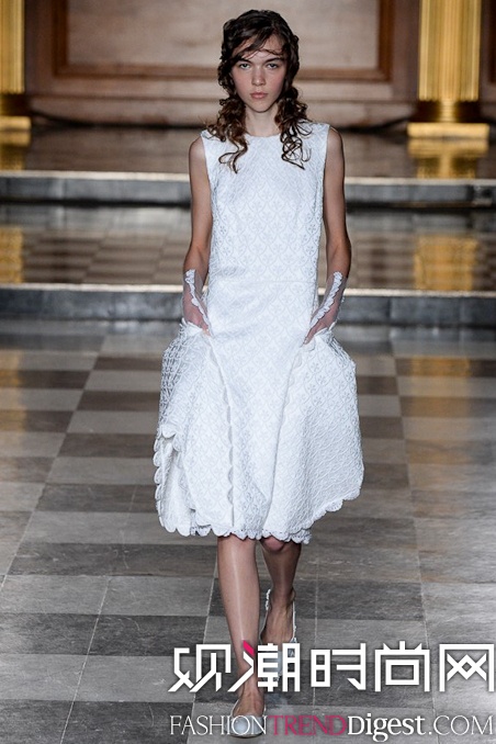 Simone Rocha 2015׶ʱװ㳡ͼƬ