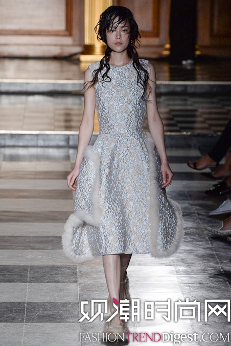 Simone Rocha 2015׶ʱװ㳡ͼƬ