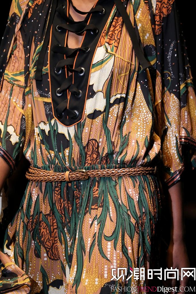 Gucci 2015��������ʱװ���㳡����ͼƬ