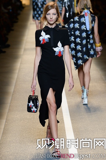 Fendi 2015ʱװ㳡ͼƬ