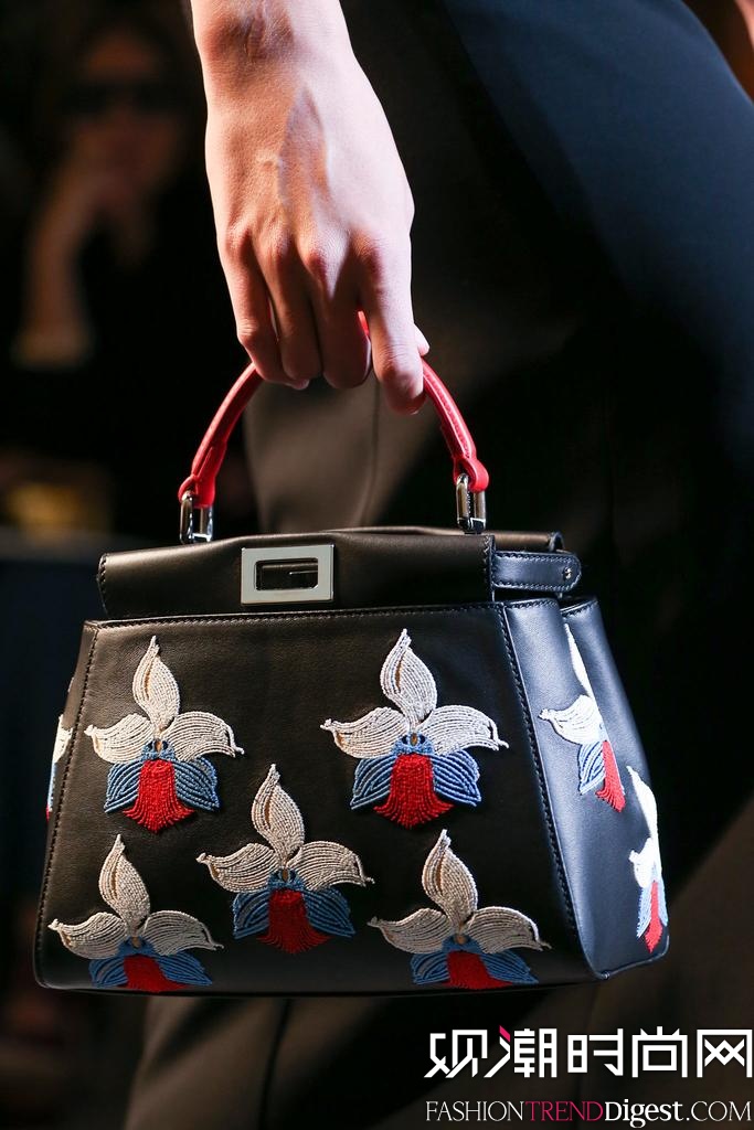 Fendi 2015ʱװ㳡ͼƬ