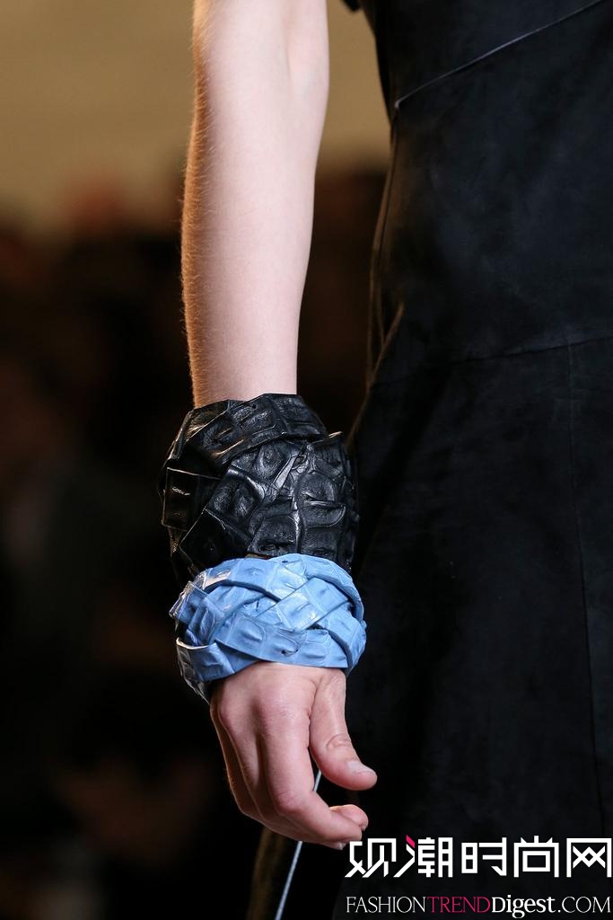 Fendi 2015mrbDƬ