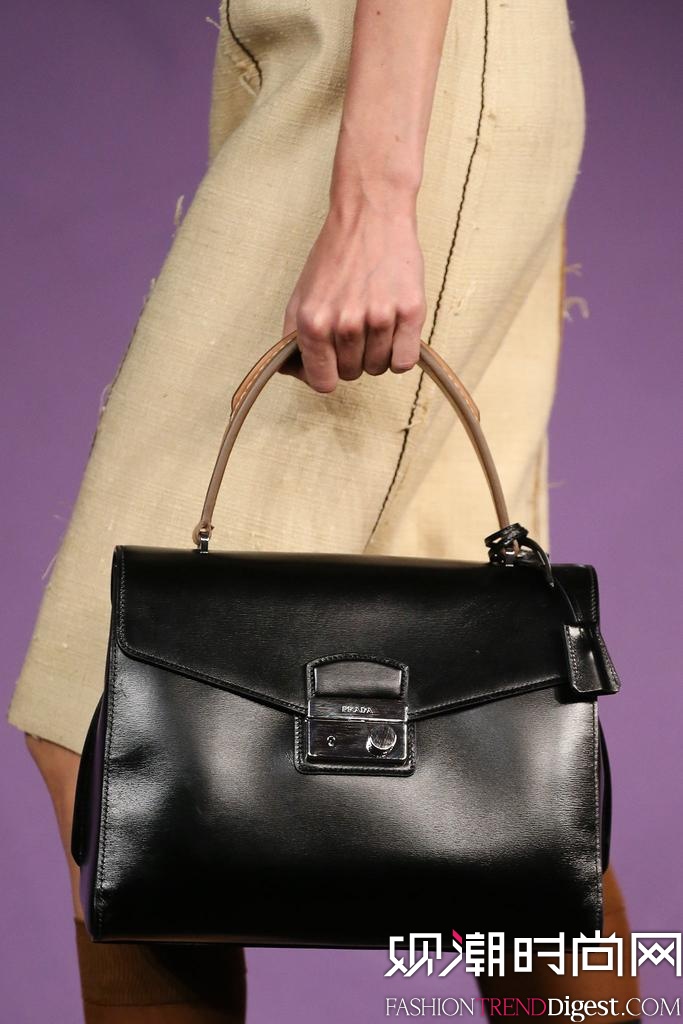 Prada 2015��������ʱװ���㳡����ͼƬ