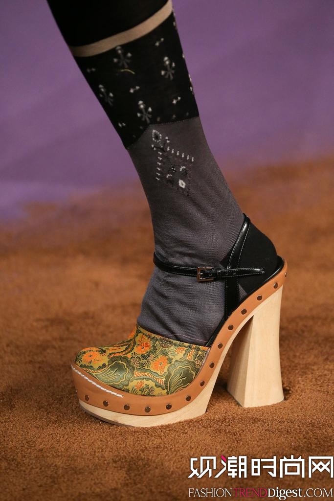 Prada 2015��������ʱװ���㳡����ͼƬ