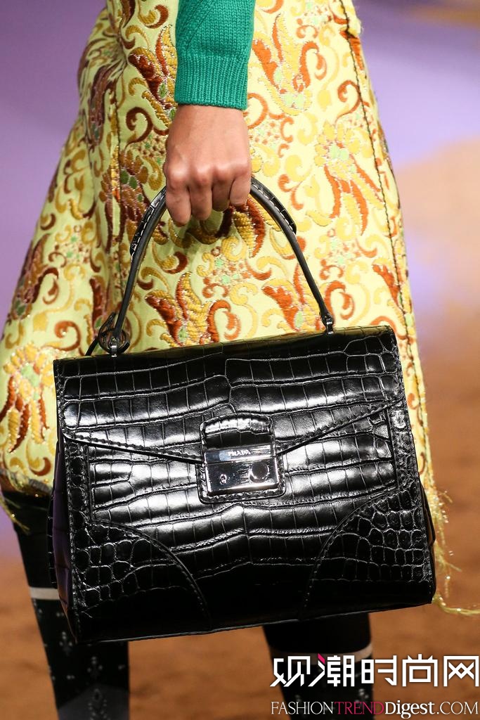 Prada 2015��������ʱװ���㳡����ͼƬ